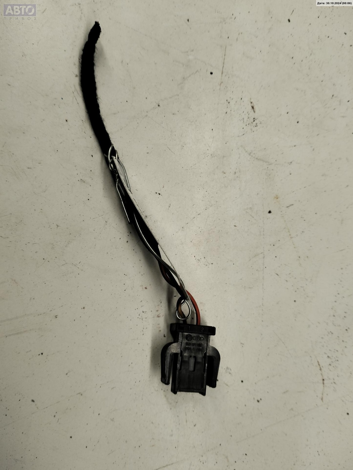 Разъем AUX / USB к Volkswagen Passat 2001