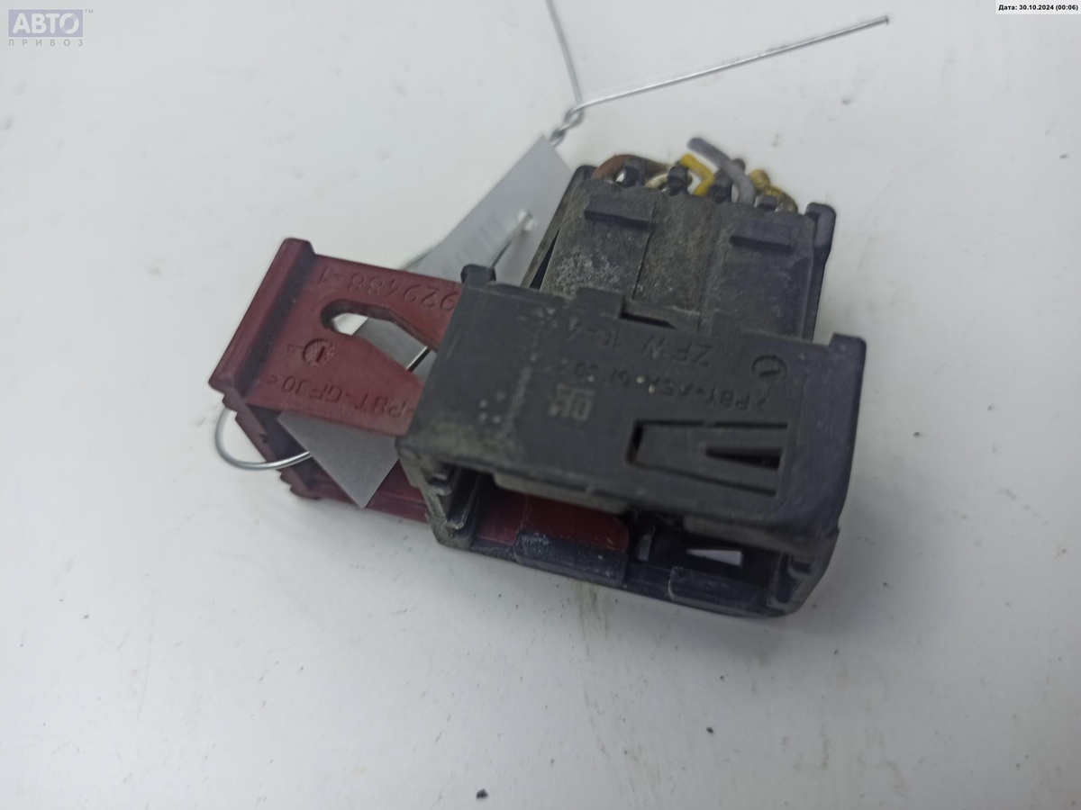 Разъем AUX / USB к Opel Meriva 2005