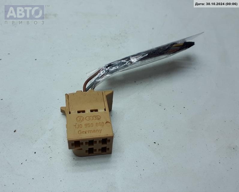 Разъем AUX / USB к Porsche Cayenne 2003