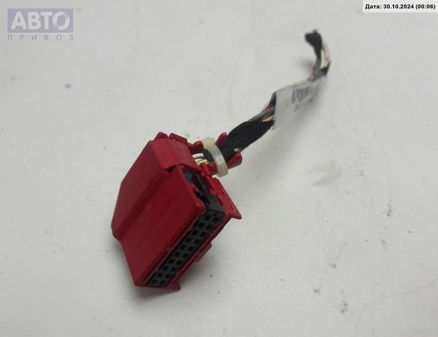 Разъем AUX / USB к Volkswagen Golf 2002