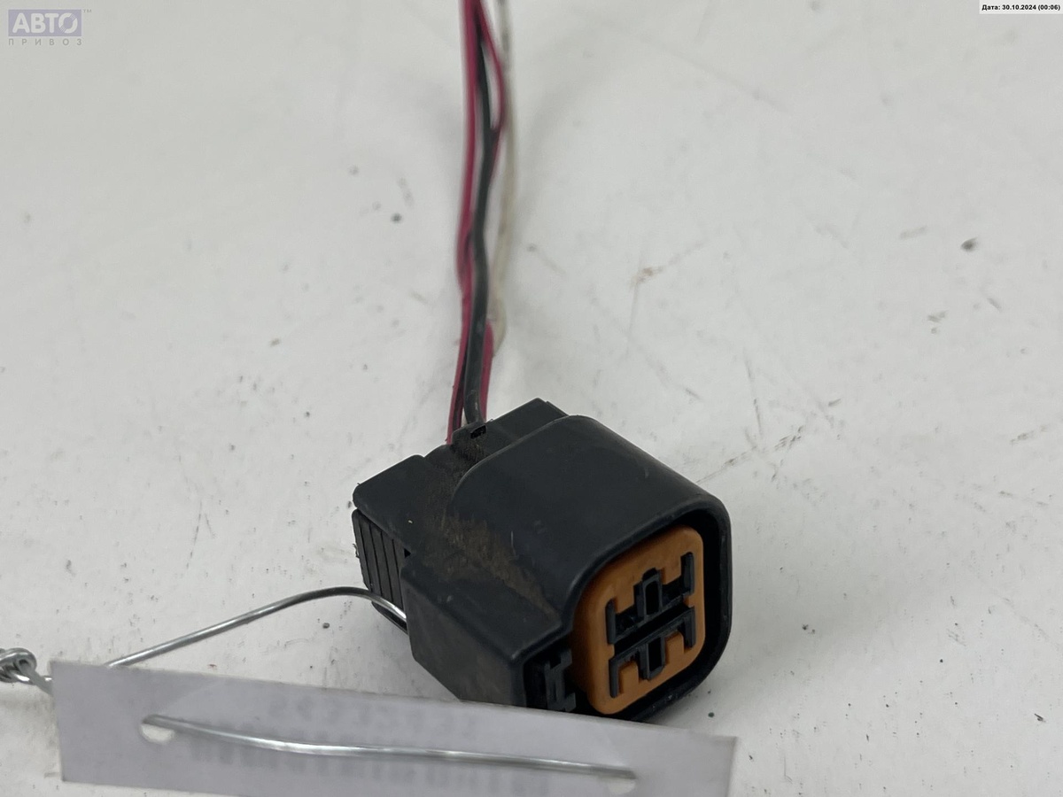 Разъем AUX / USB к Kia Carnival 2003