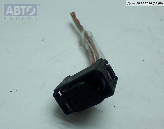Разъем AUX / USB к Volkswagen Touareg 2003