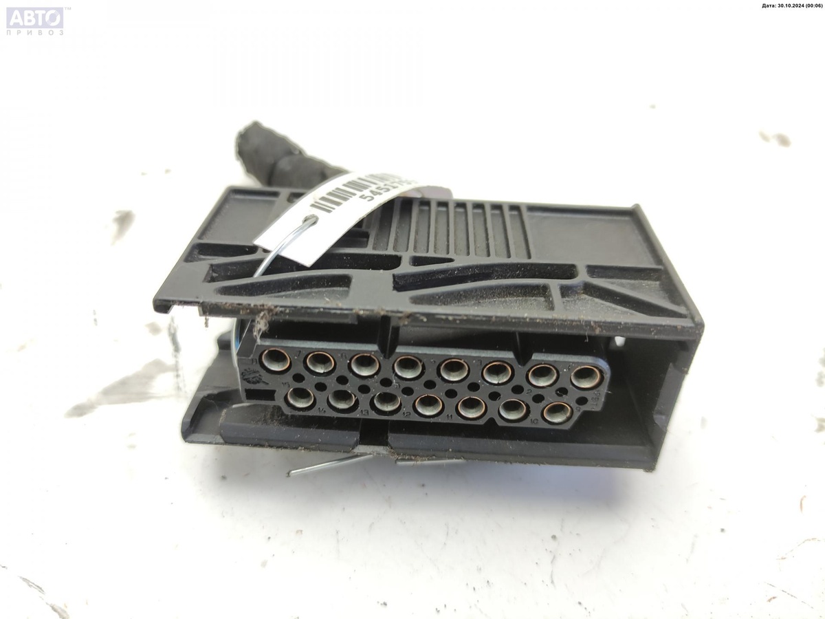 Разъем AUX / USB к Mercedes-Benz E-klasse 2002