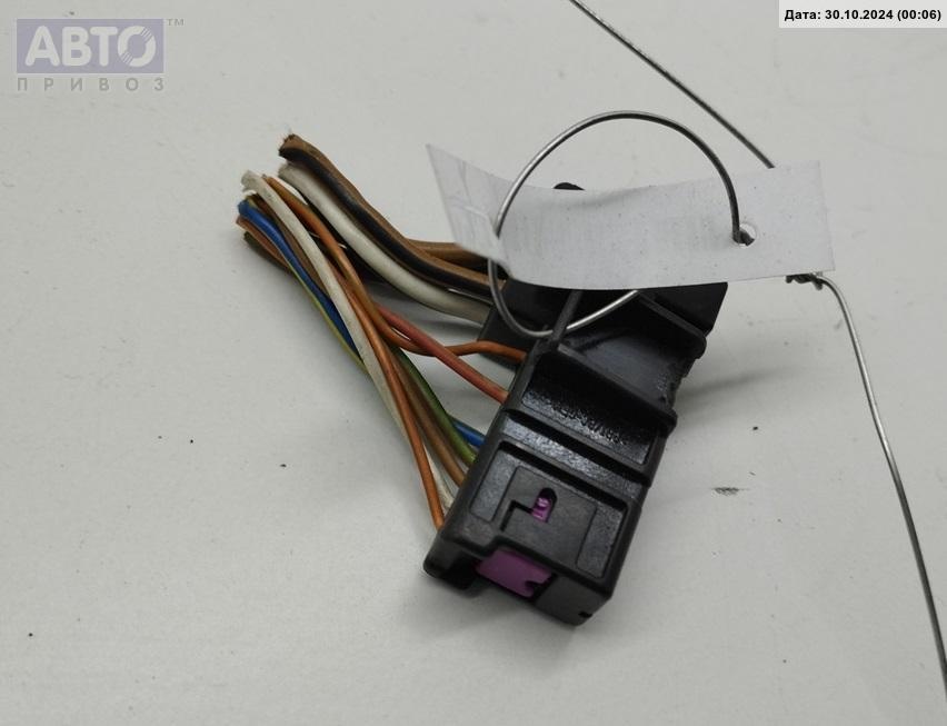 Разъем AUX / USB к Audi A6 2005