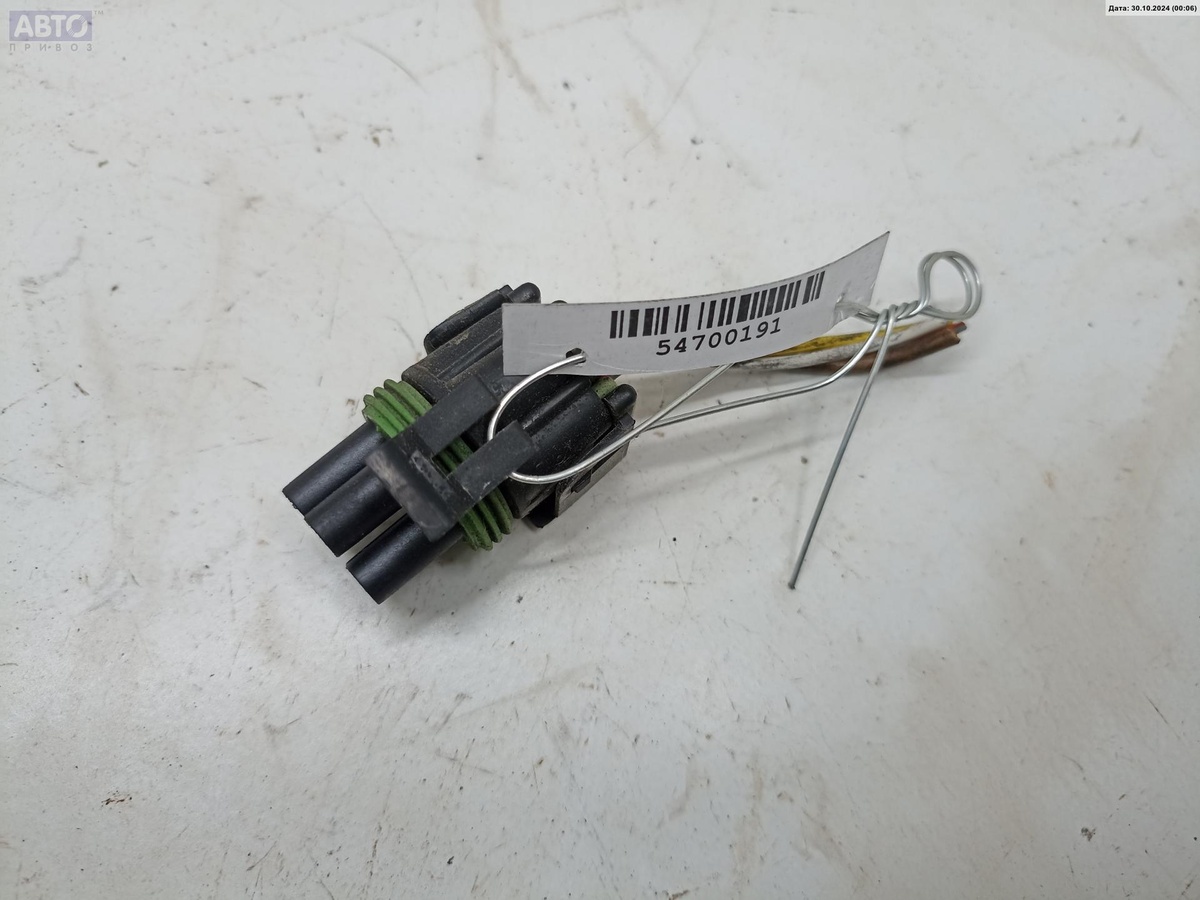 Разъем AUX / USB к Opel Omega 1996