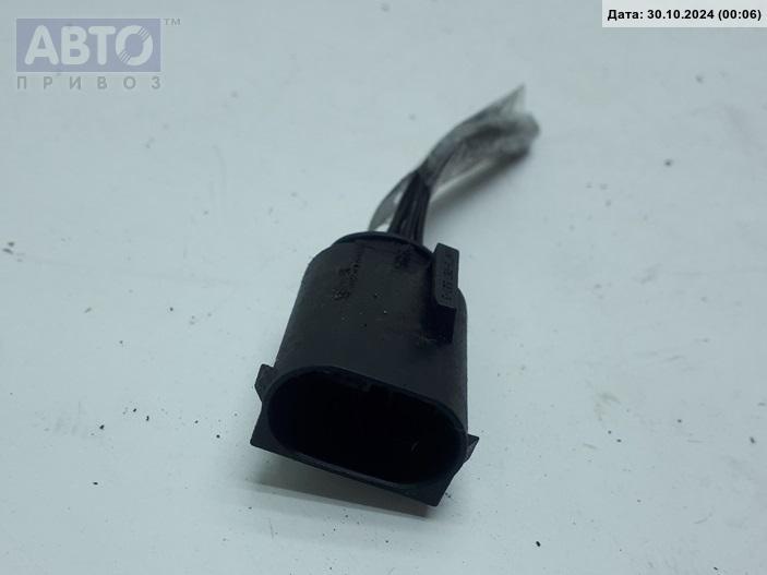 Разъем AUX / USB к Volkswagen Golf 2000