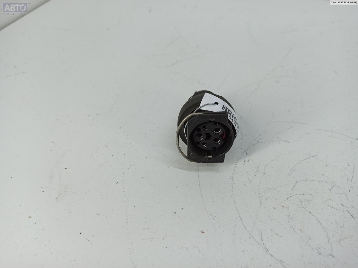 Разъем AUX / USB к Audi A4 1996