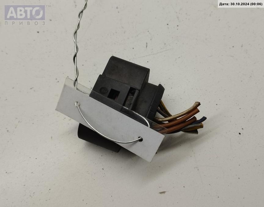 Разъем AUX / USB к Audi A6 1999