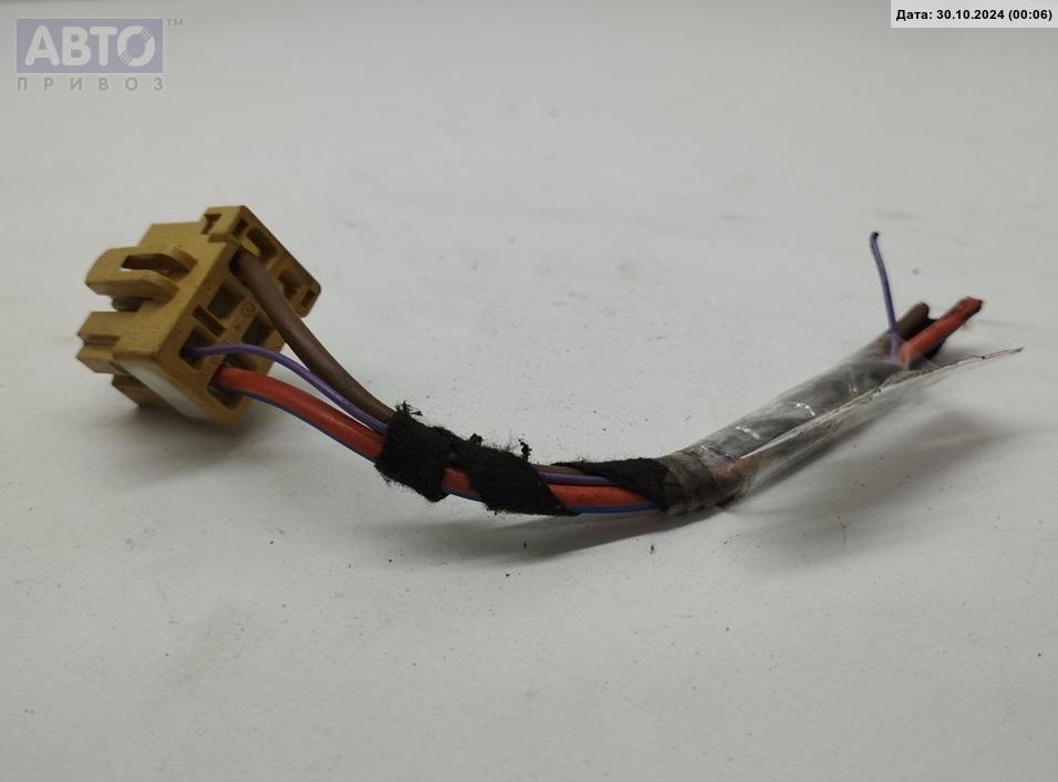 Разъем AUX / USB к Audi A4 2008