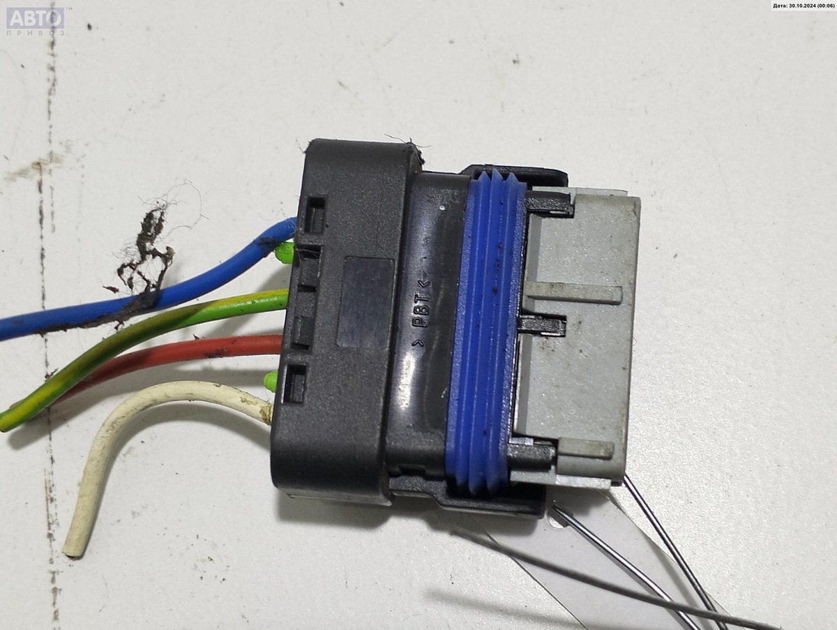 Разъем AUX / USB к Peugeot 1007 2005