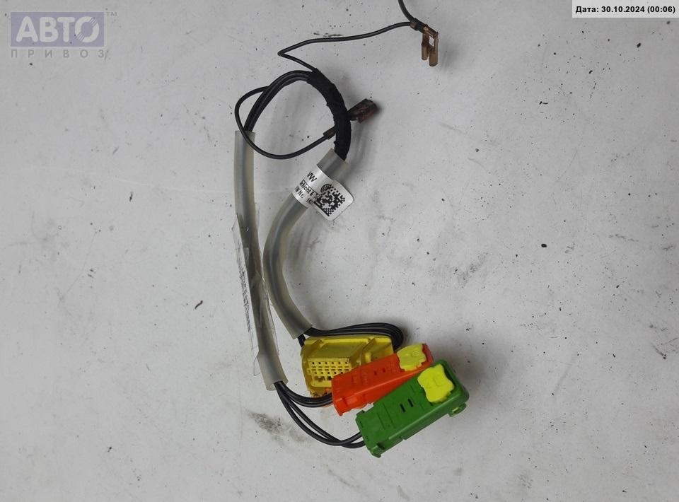 Разъем AUX / USB к Volkswagen Jetta 2005