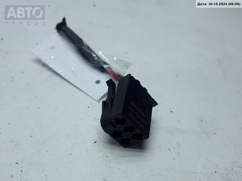 Разъем AUX / USB к Volkswagen Golf 1999