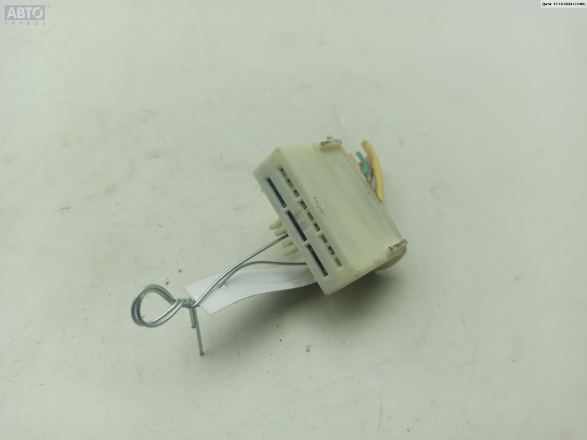 Разъем AUX / USB к Renault Espace 2004