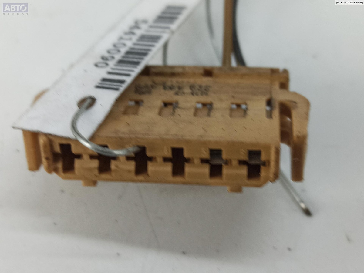Разъем AUX / USB к Audi A4 1998