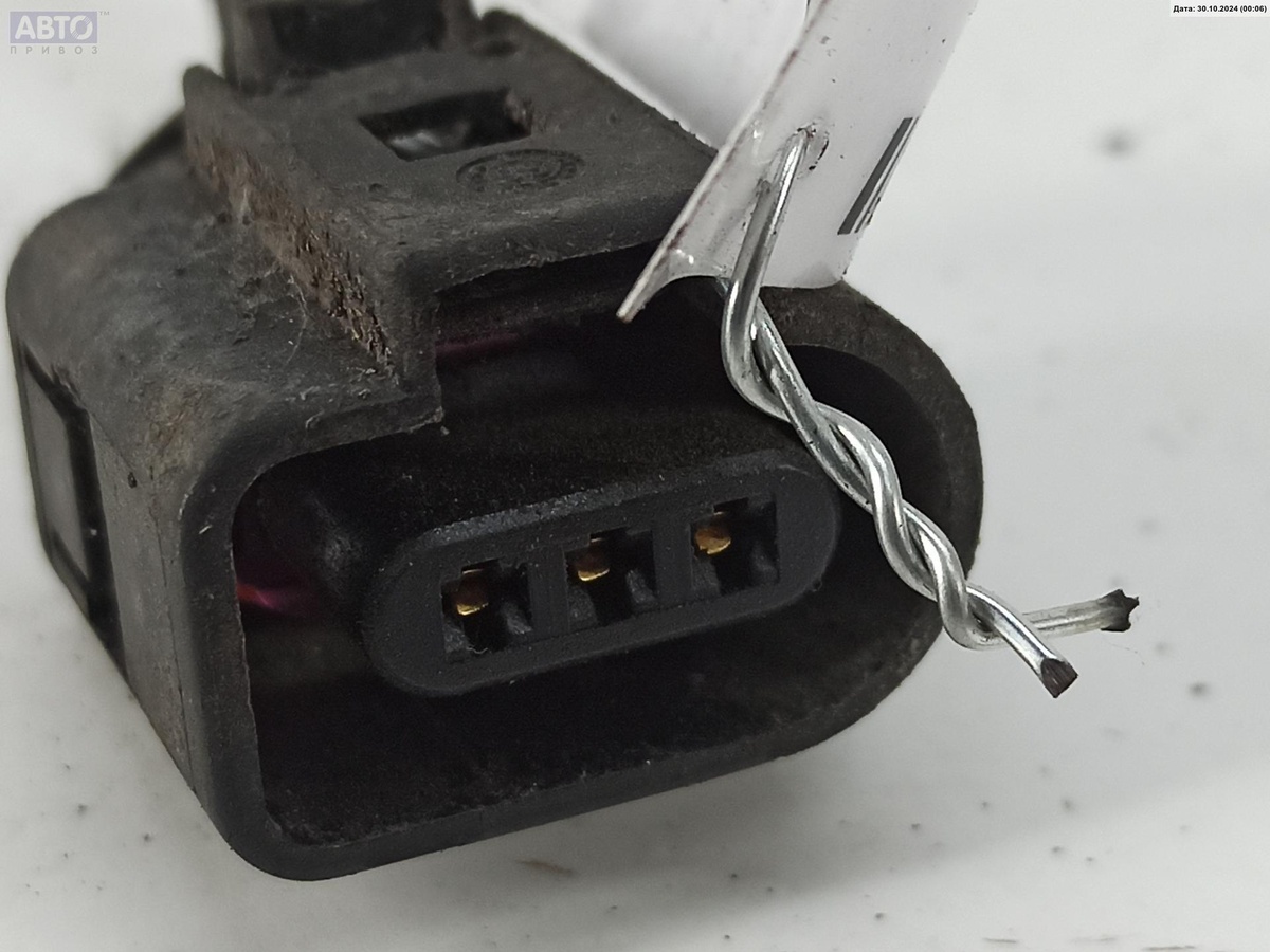 Разъем AUX / USB к Audi A6 1997