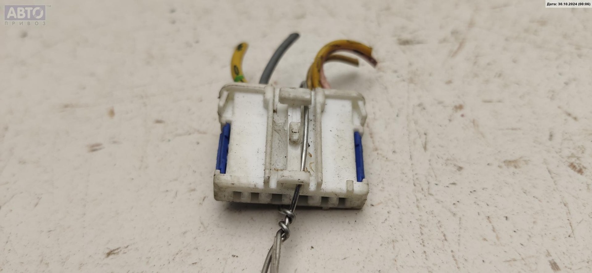 Разъем AUX / USB к Citroen Xsara Picasso 2002