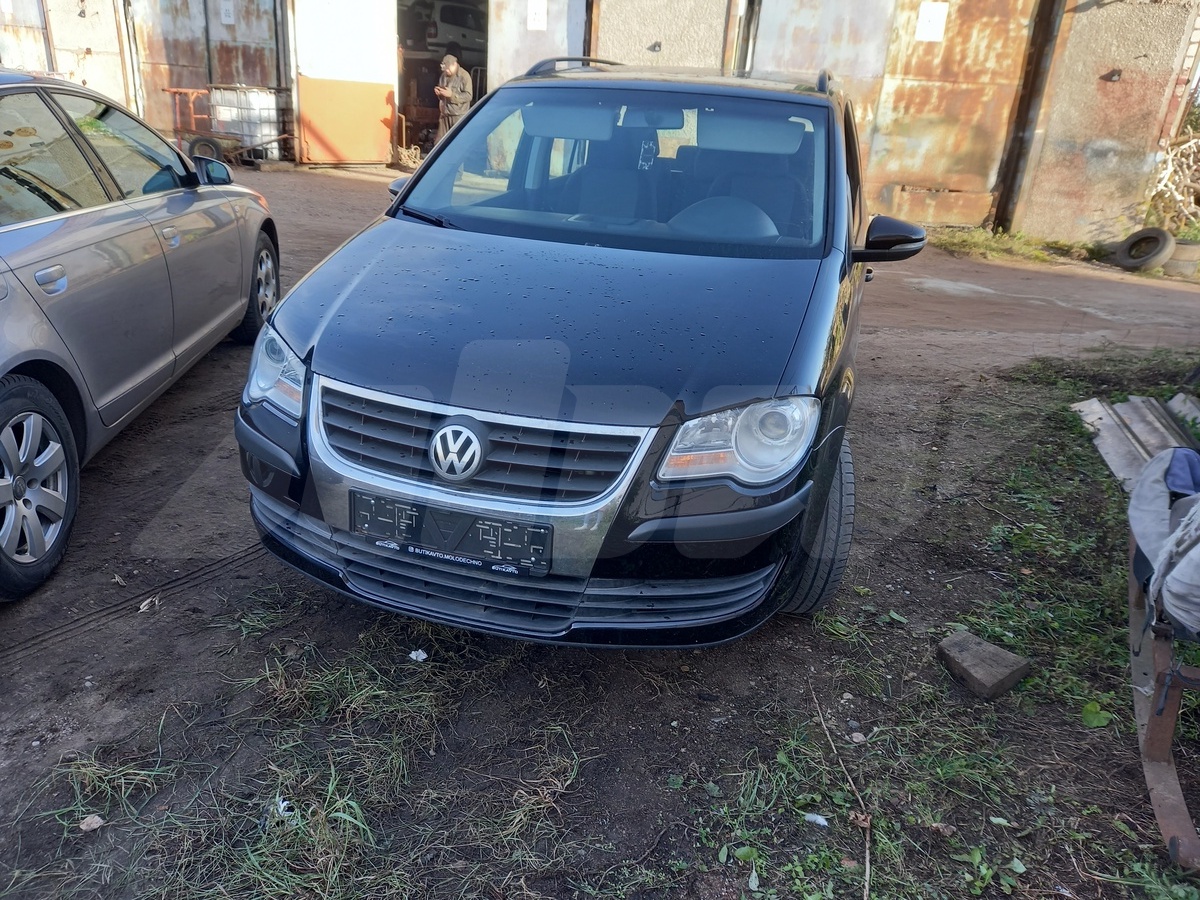 Volkswagen Touran I Рестайлинг, 2010