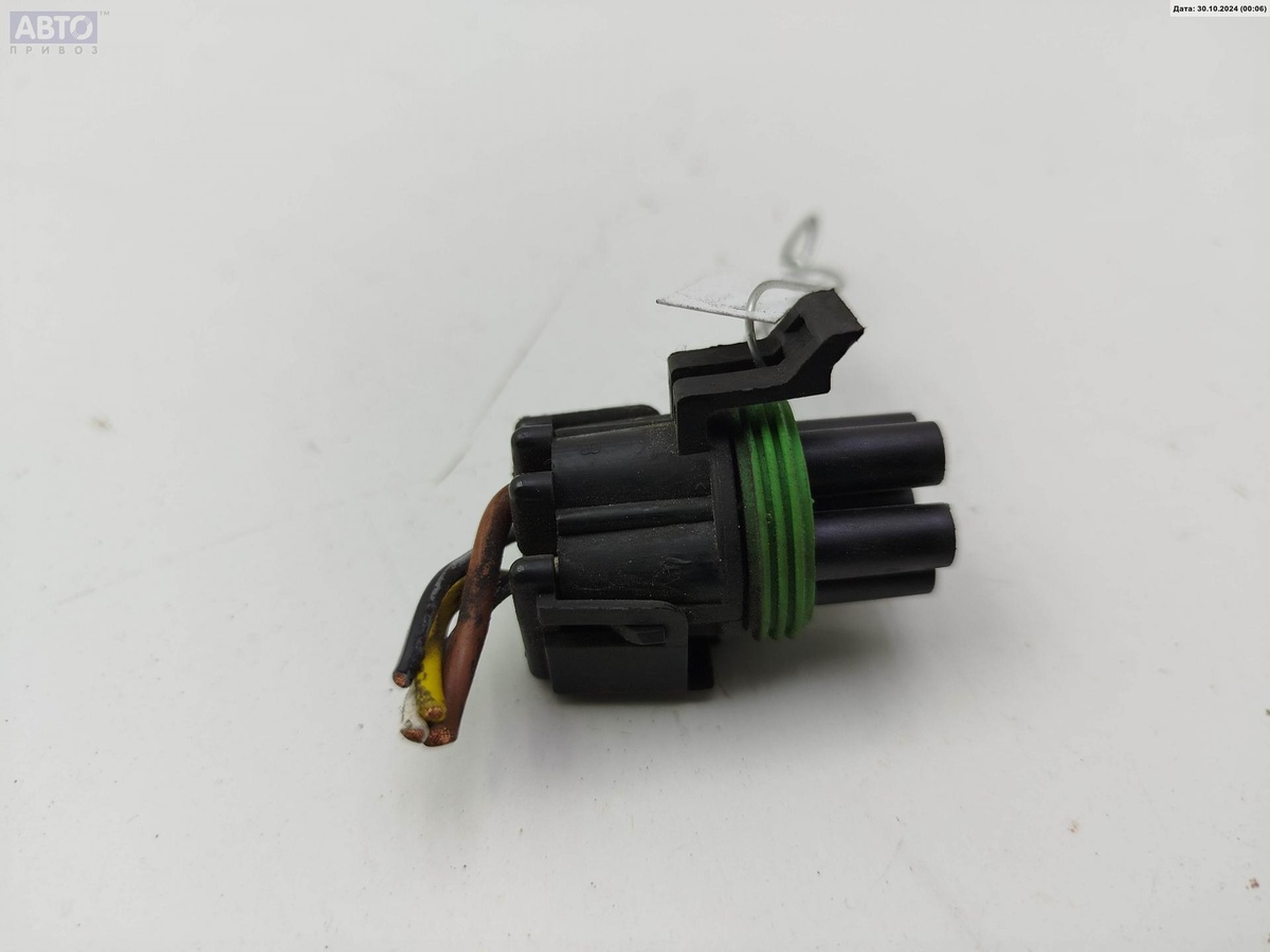 Разъем AUX / USB к Opel Omega 2002