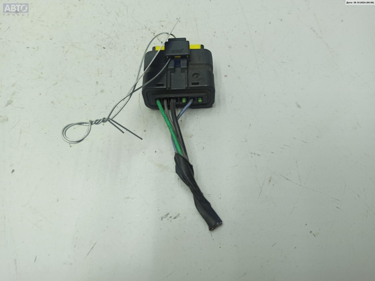 Разъем AUX / USB к Renault Modus 2006
