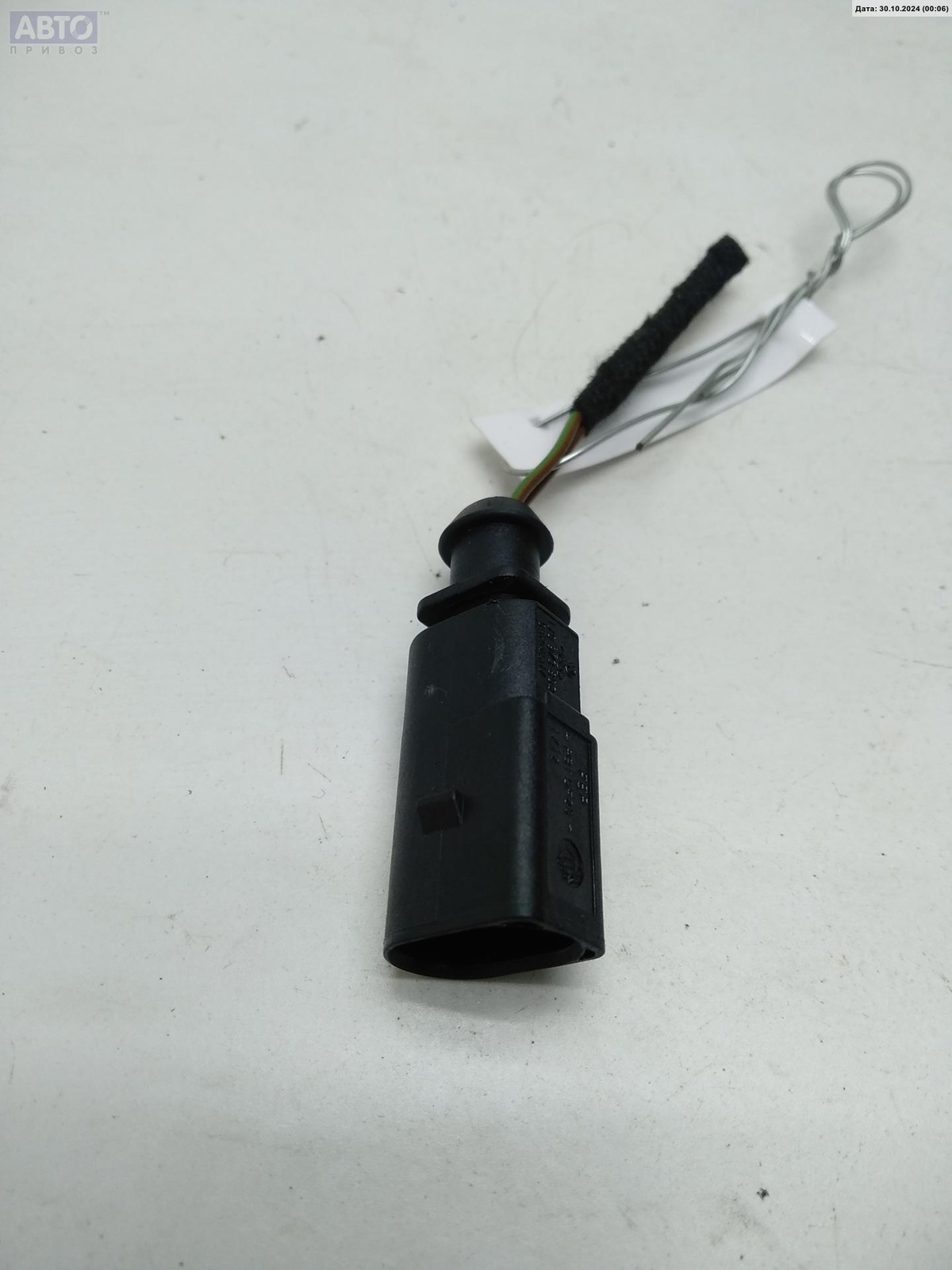 Разъем AUX / USB к Volkswagen Bora 2003