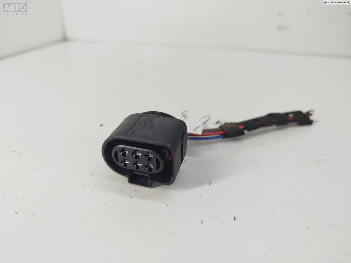 Разъем AUX / USB к Audi A4 2002
