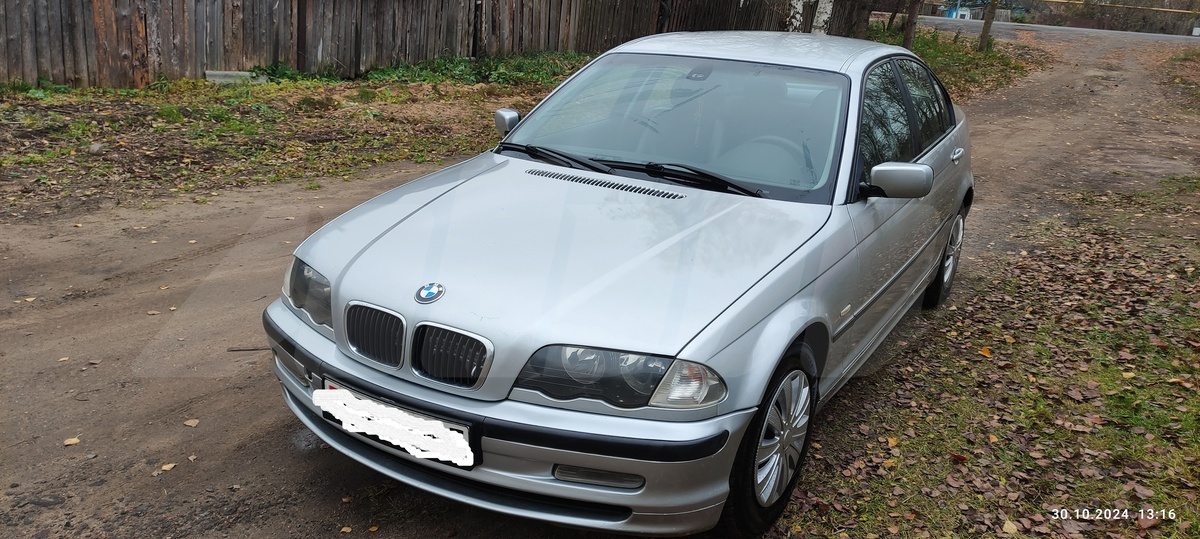 BMW 3 series IV (E46), 2001