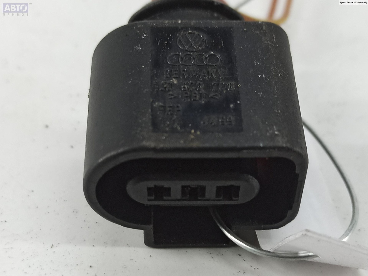 Разъем AUX / USB к Audi A8 2000