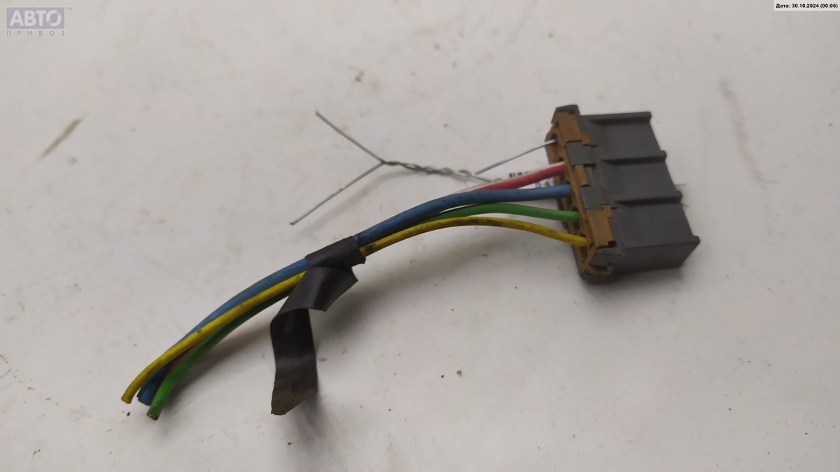Разъем AUX / USB к Opel Meriva 2004