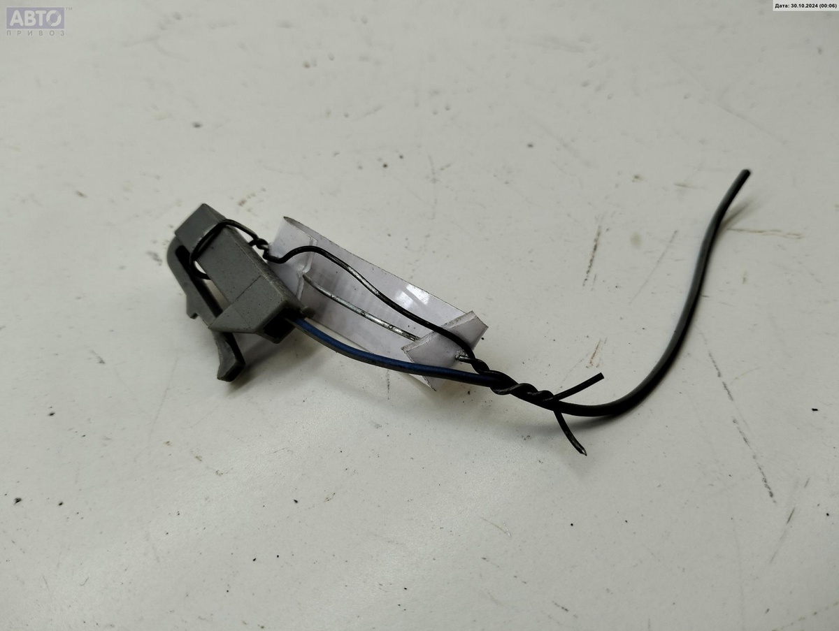 Разъем AUX / USB к Volkswagen Passat 1996