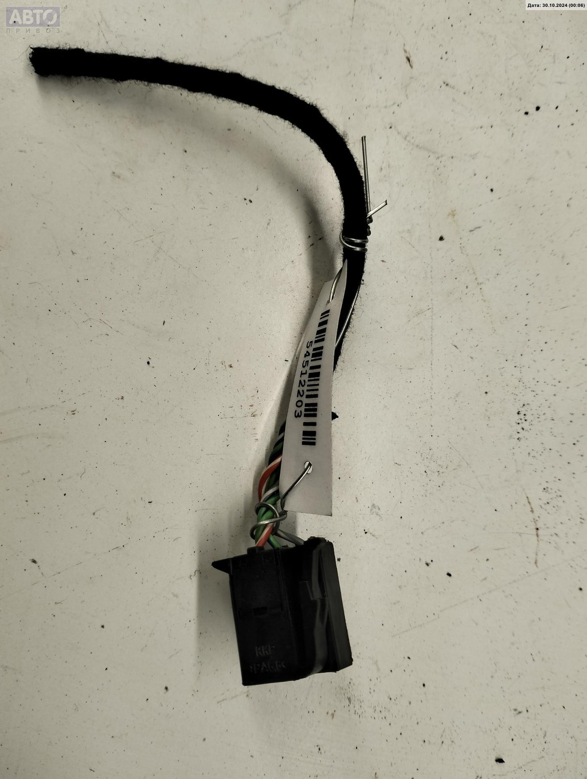 Разъем AUX / USB к Volkswagen Passat 2001