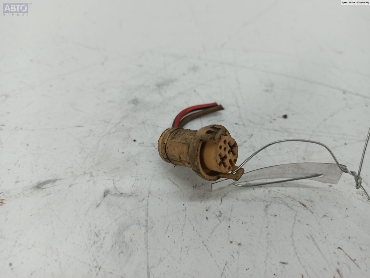Разъем AUX / USB к Audi A4 1997