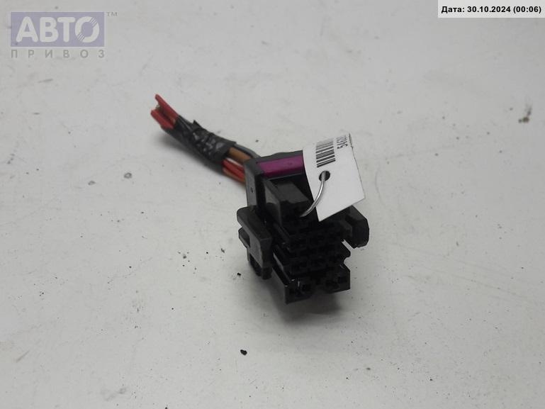 Разъем AUX / USB к Volkswagen Passat 1999