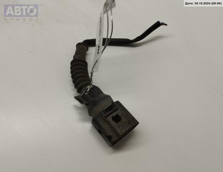 Разъем AUX / USB к Audi A6 2003