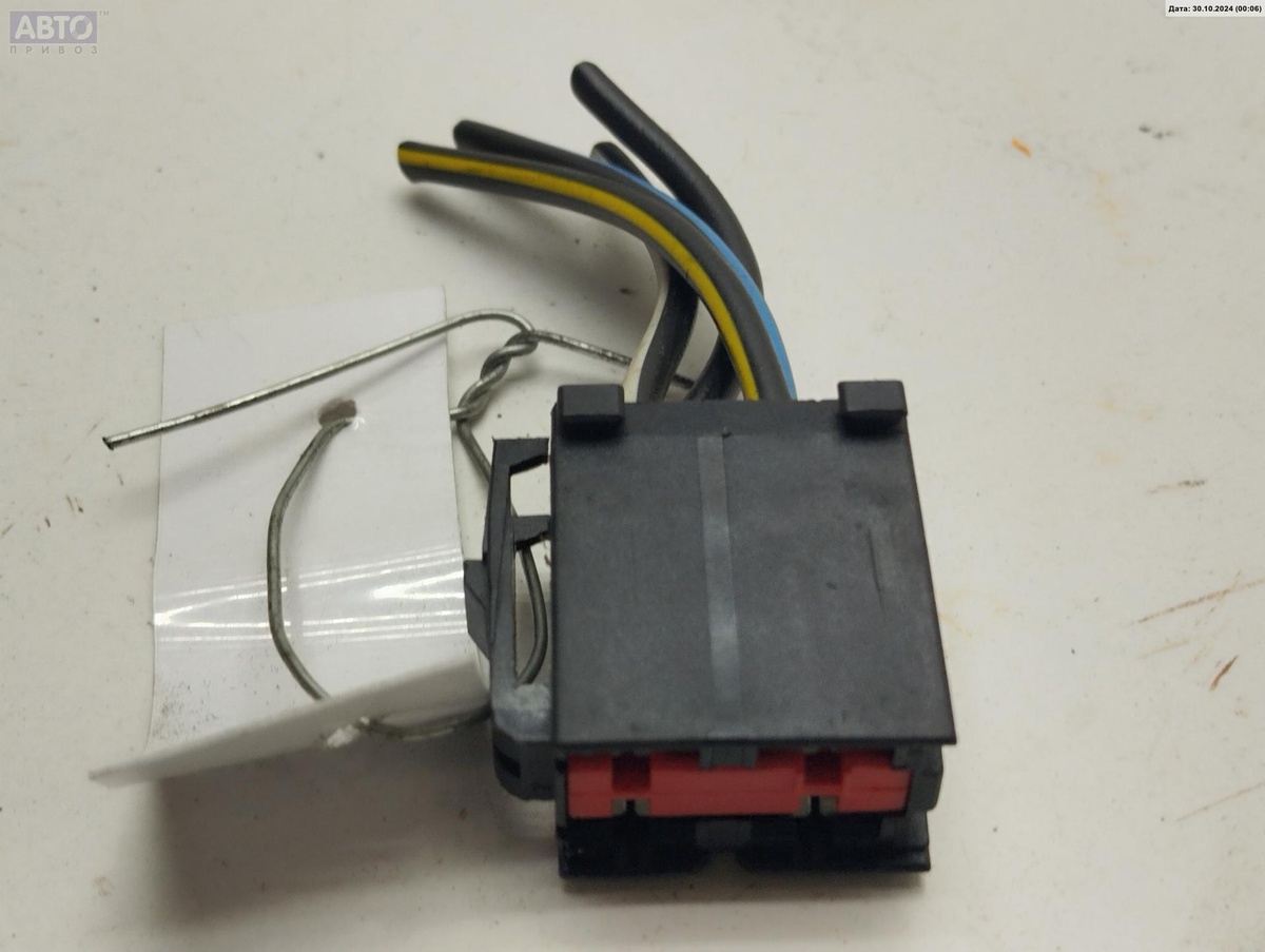 Разъем AUX / USB к Ford Focus 1999