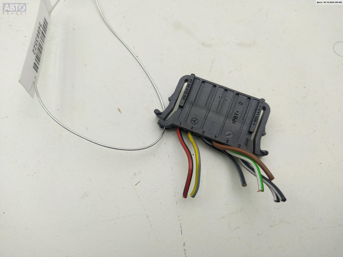 Разъем AUX / USB к Mercedes-Benz C-klasse 1997