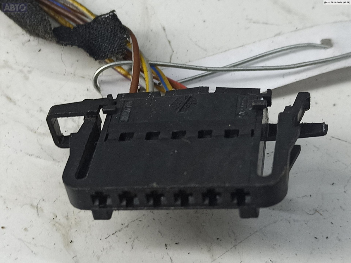 Разъем AUX / USB к Audi A6 1999