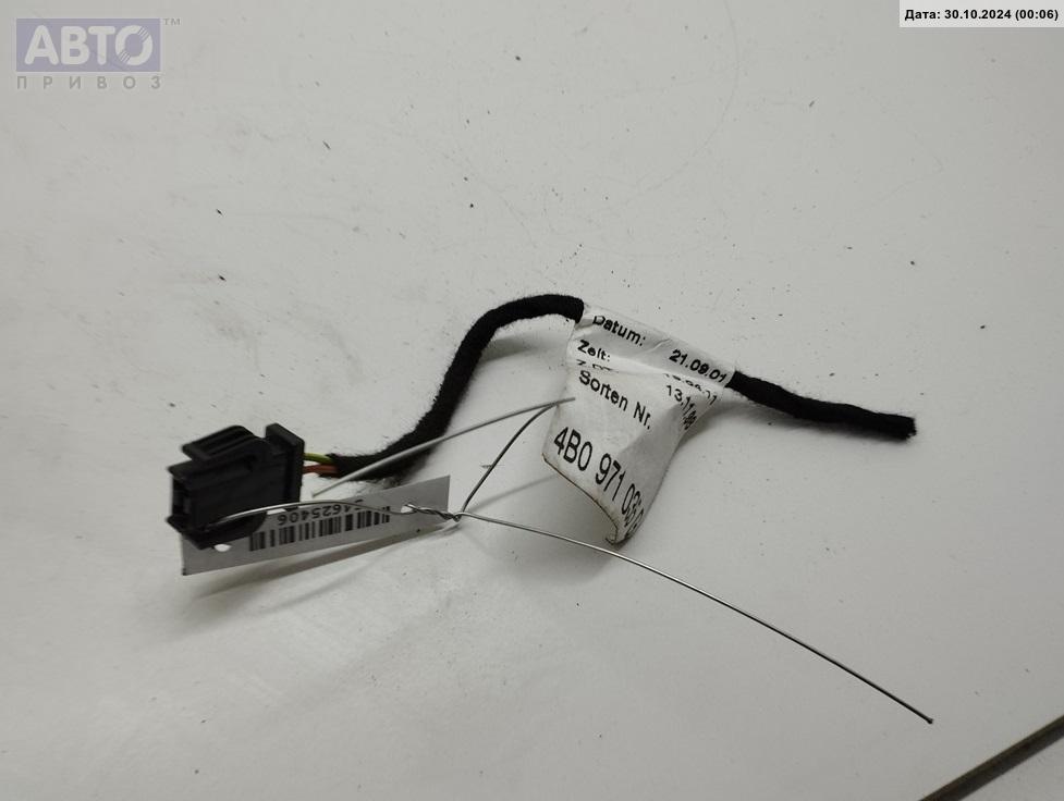 Разъем AUX / USB к Audi A6 2002