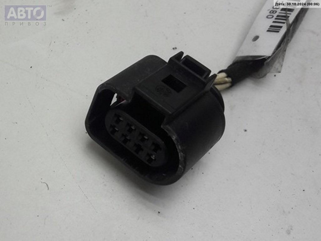 Разъем AUX / USB к Volkswagen Passat 2007