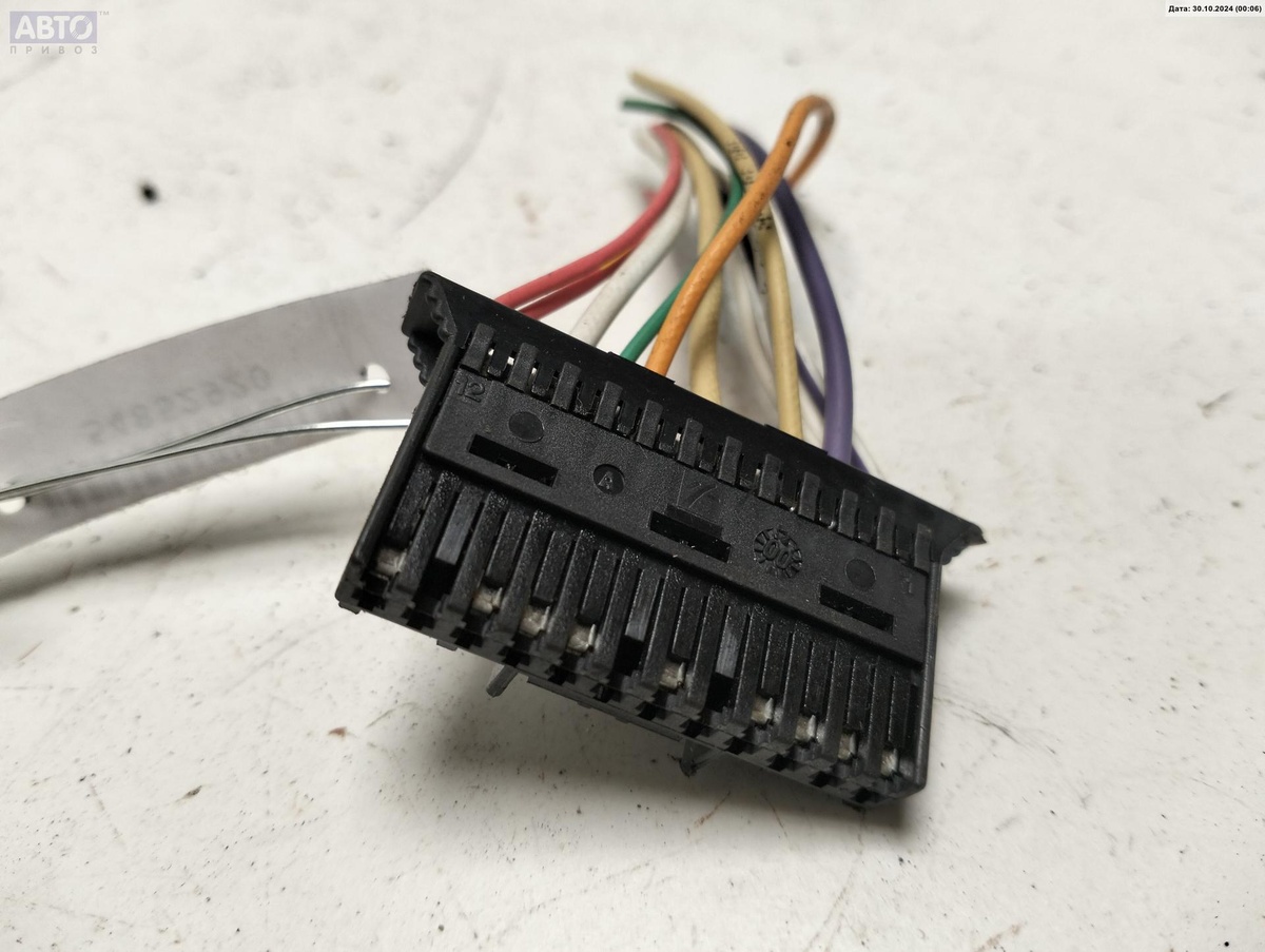 Разъем AUX / USB к Renault Megane 2000