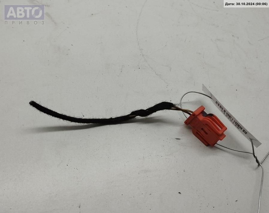 Разъем AUX / USB к Audi A4 2002