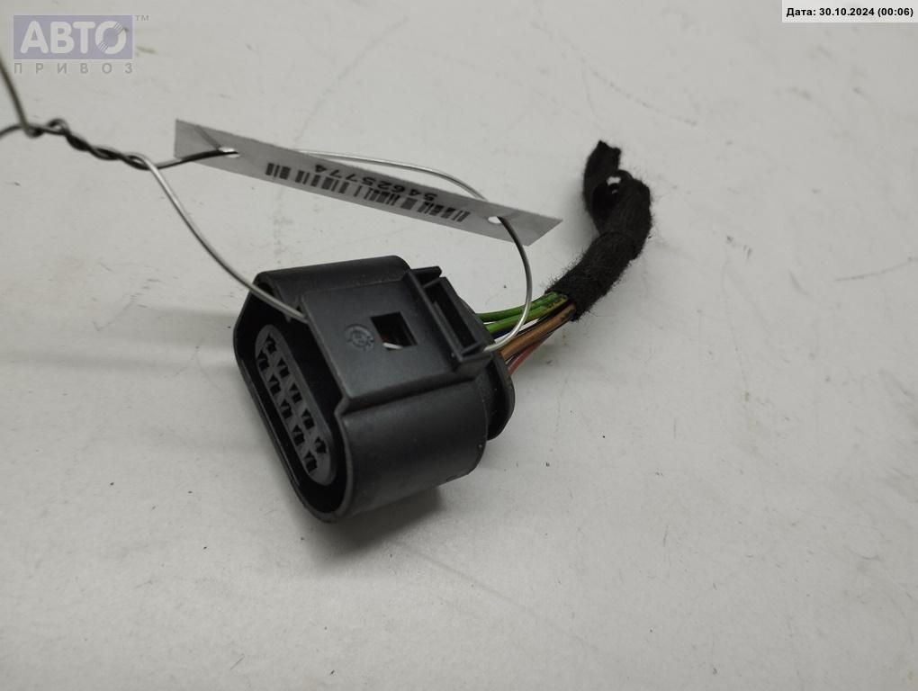 Разъем AUX / USB к Audi A6 2002