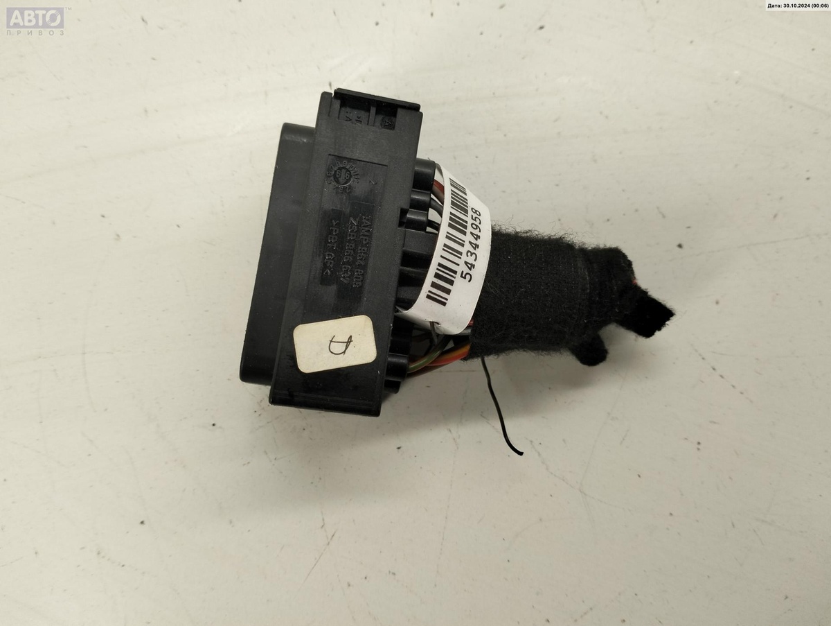 Разъем AUX / USB к Volkswagen Passat 1999