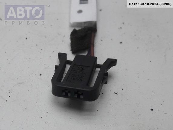 Разъем AUX / USB к Volkswagen Passat 1999