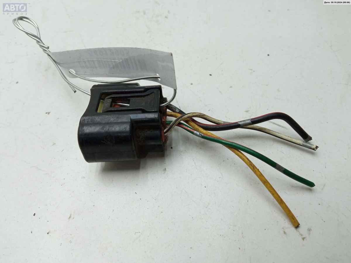 Разъем AUX / USB к Toyota Yaris 2000