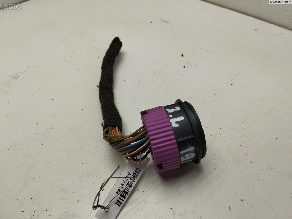 Разъем AUX / USB к Volkswagen Sharan 2002