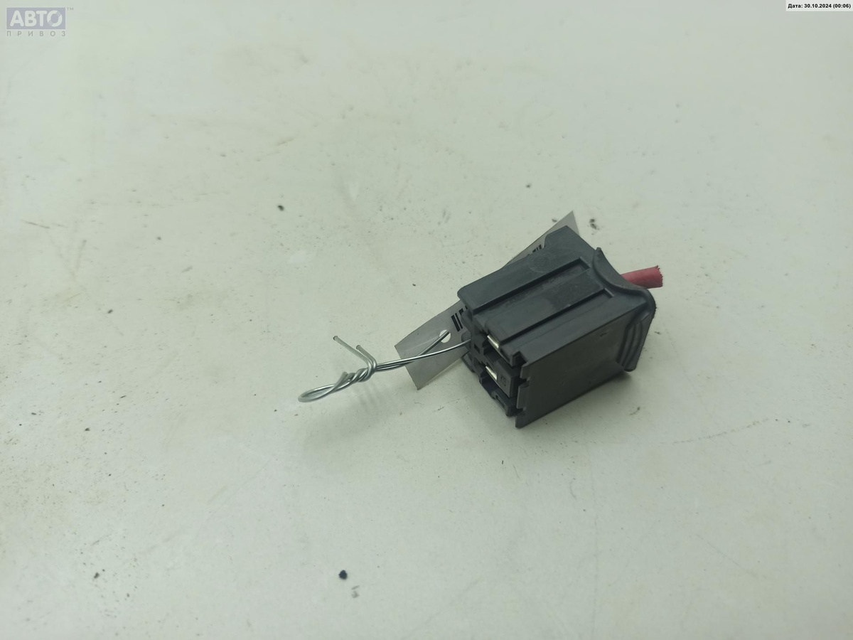 Разъем AUX / USB к Renault Laguna 2003