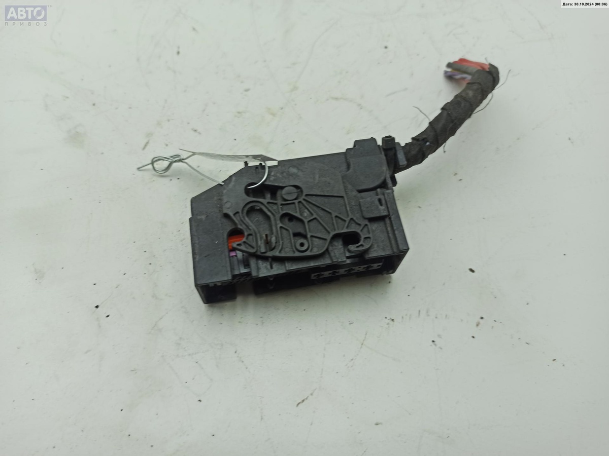 Разъем AUX / USB к Dacia Sandero 2009