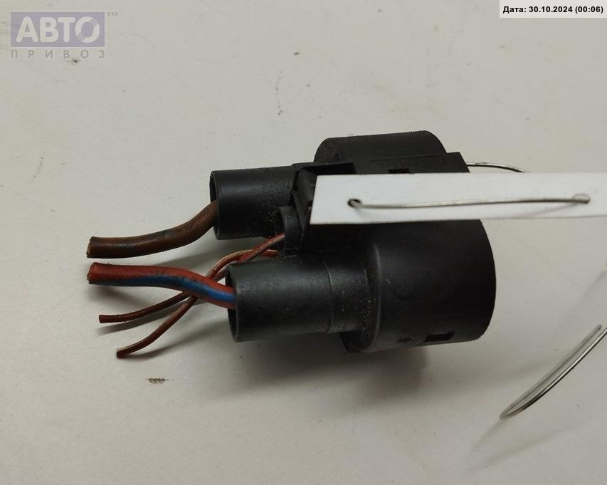 Разъем AUX / USB к Audi A4 2003