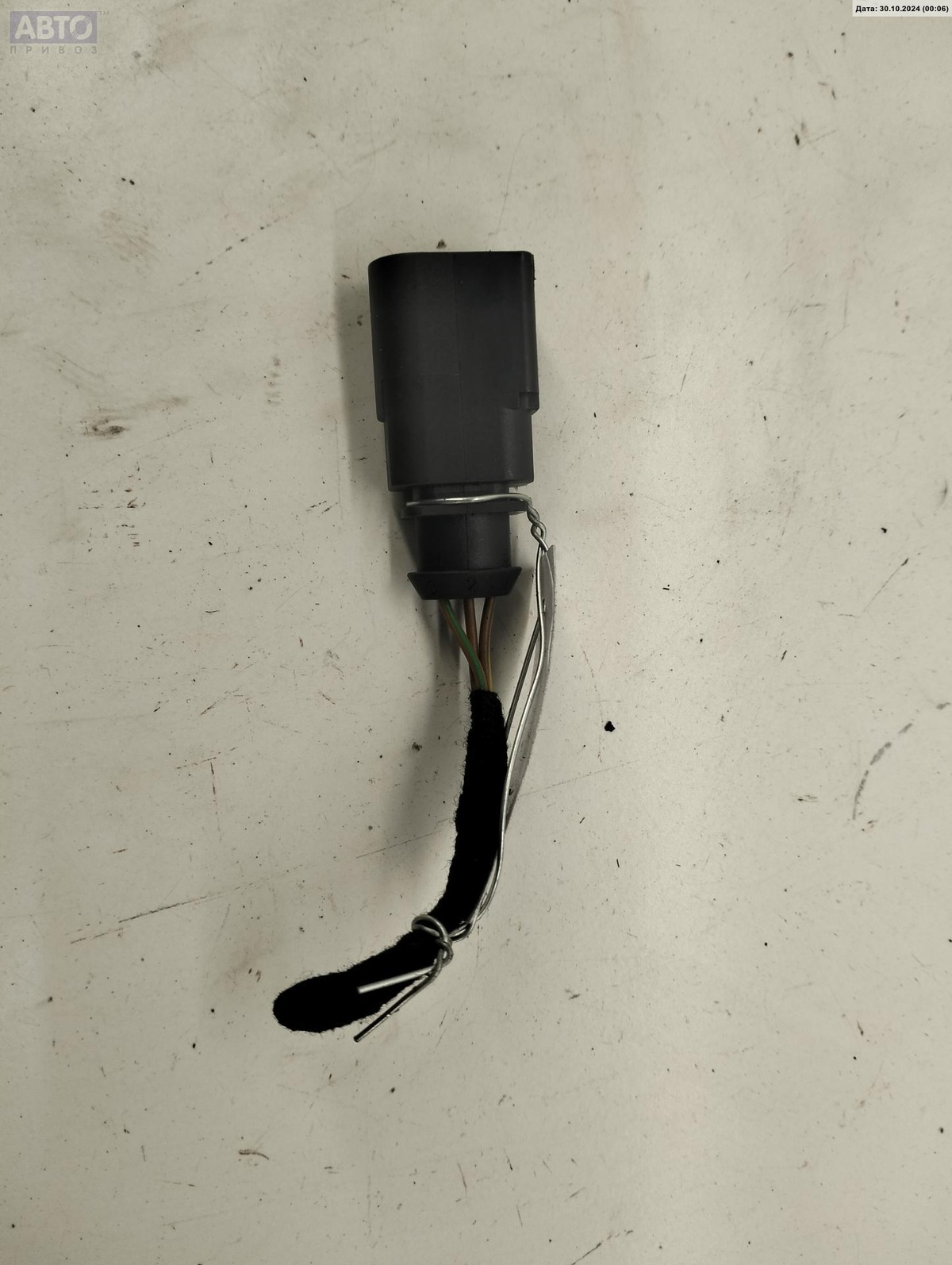 Разъем AUX / USB к Volkswagen Bora 2000