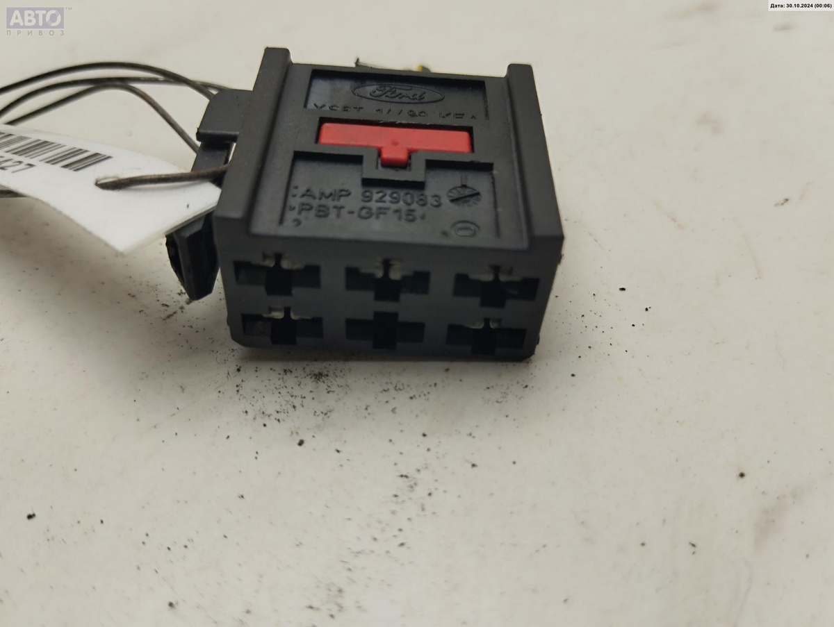 Разъем AUX / USB к Ford Focus 2003